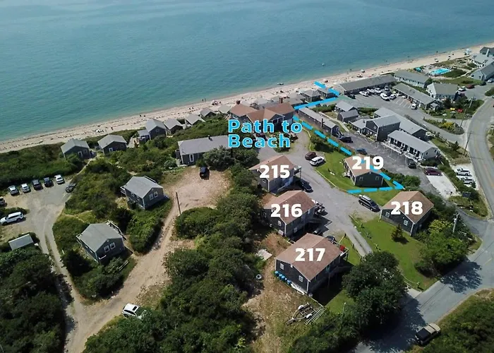 12216 - Beautiful Views Of Cape Cod Bay Access To Private Beach Easy Access To P-Town