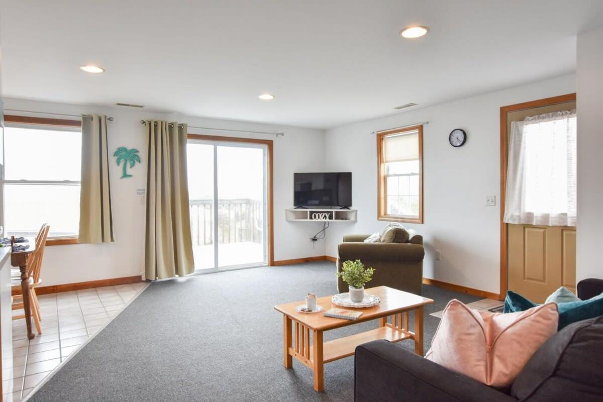 Holiday home 12216 - Beautiful Views Of Cape Cod Bay Access To Private Easy Access To P-town