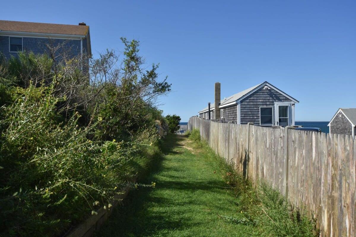12216 - Beautiful Views Of Cape Cod Bay Access To Private Easy Access To P-town * Truro