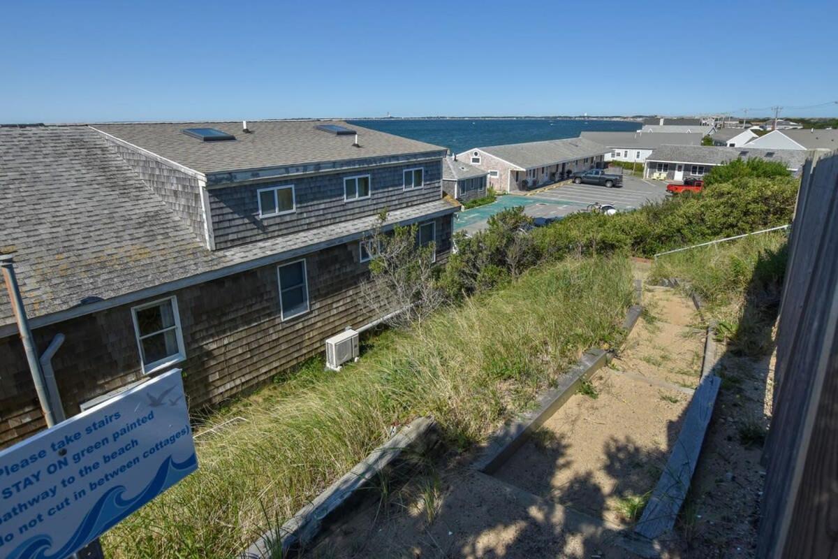 Holiday home 12216 - Beautiful Views Of Cape Cod Bay Access To Private Easy Access To P-town Truro